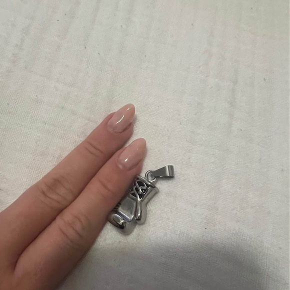 Boxing glove stainless steel pendant - Picture 5 of 5